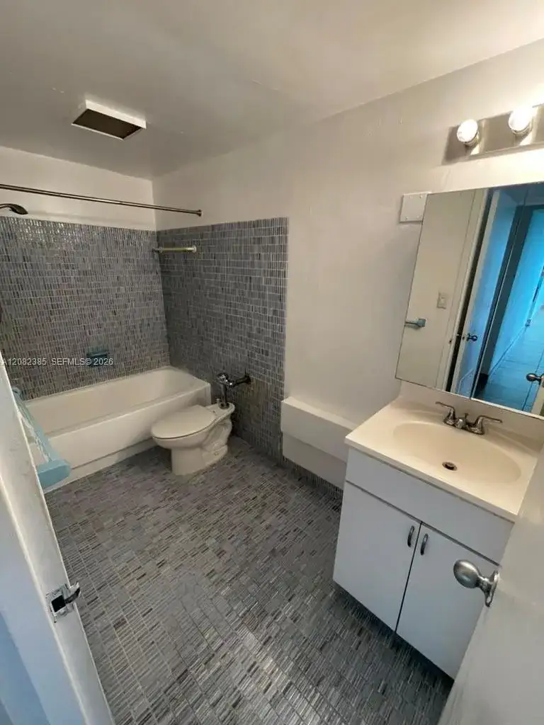 3301 NE 5th Ave # 1211, Miami FL 33137 photo 4