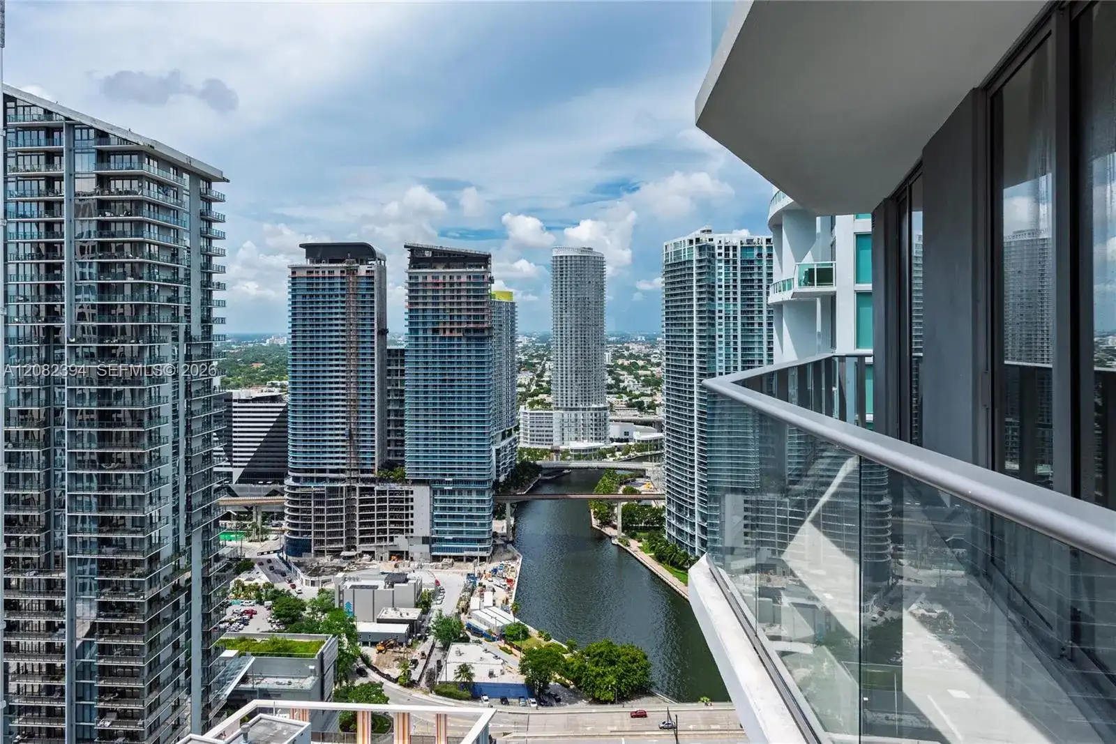 77 SE 5th Street # 3908, Miami FL 33131 photo 2