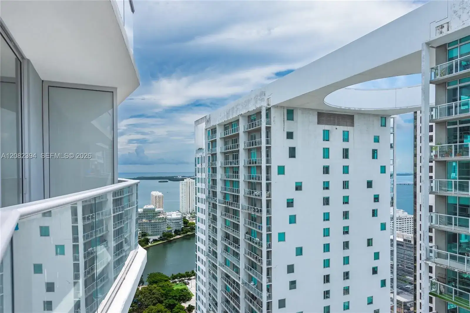 77 SE 5th Street # 3908, Miami FL 33131 photo 4