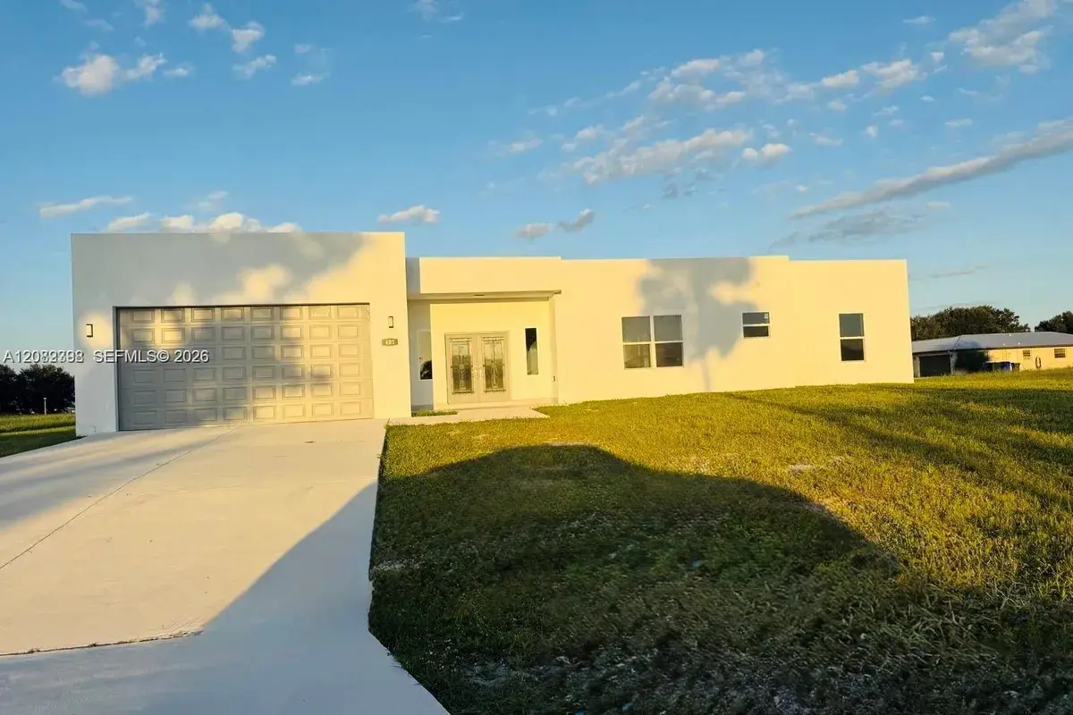 401 Lexington Drive, Other City - Not In The State Of Florida FL 33876