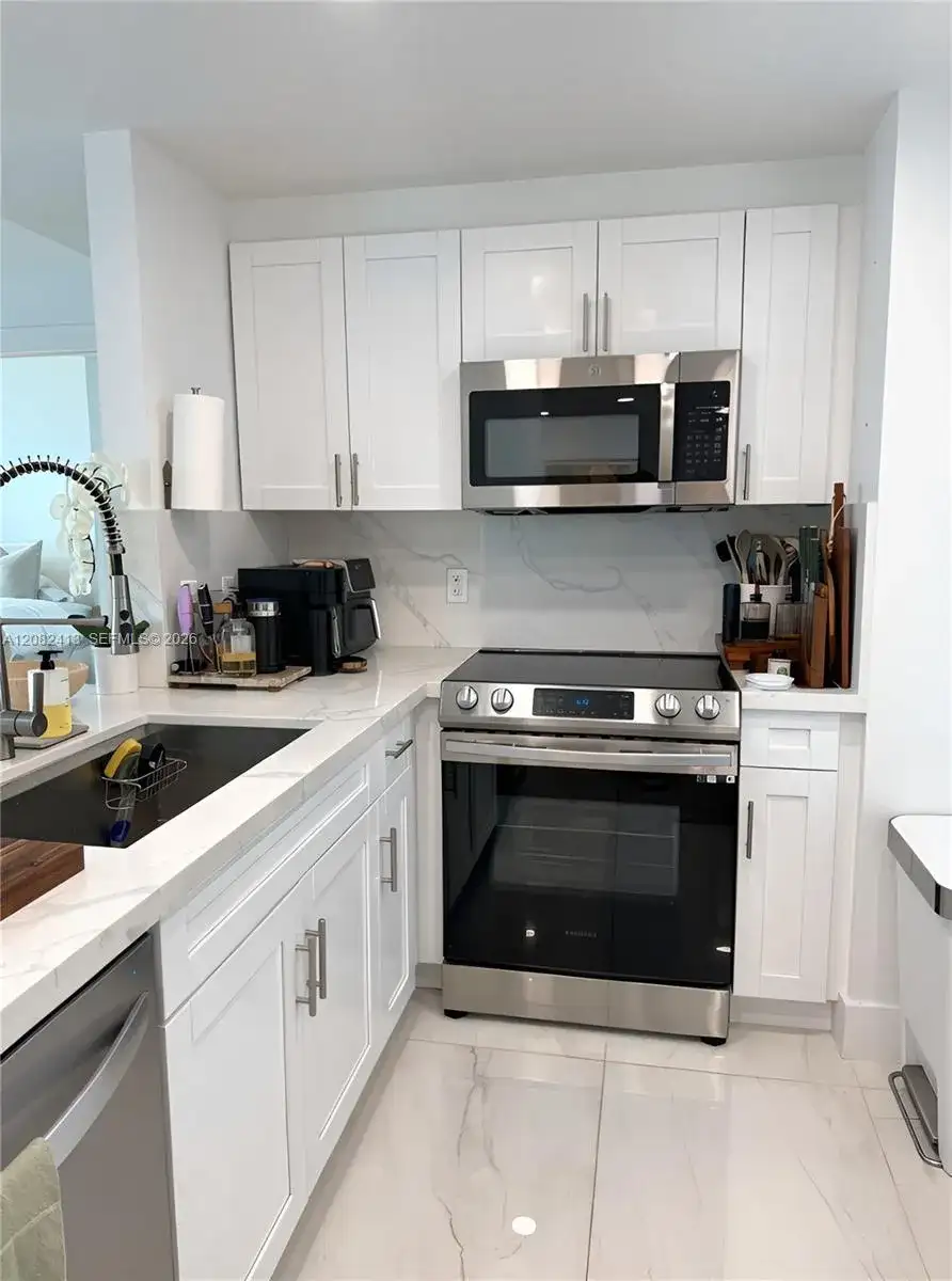 1250 S Miami Ave # 2405, Miami FL 33130 photo 3