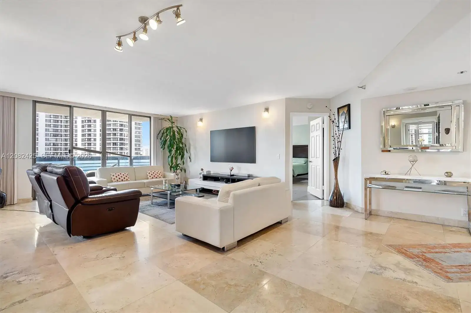 3500 Mystic Pointe Dr # 806, Aventura FL 33180 photo 2