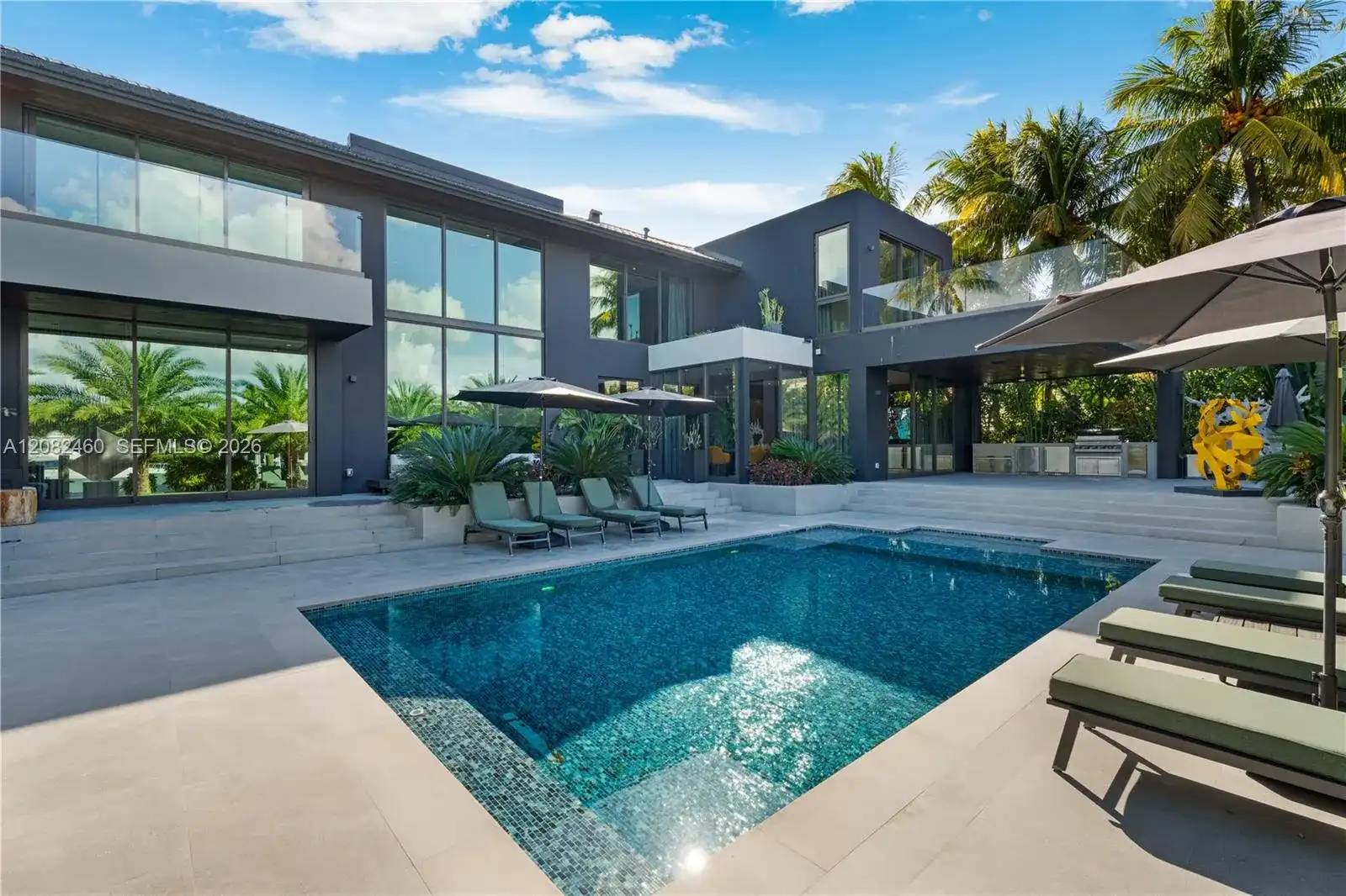 131 Cape Florida Dr, Key Biscayne FL 33149