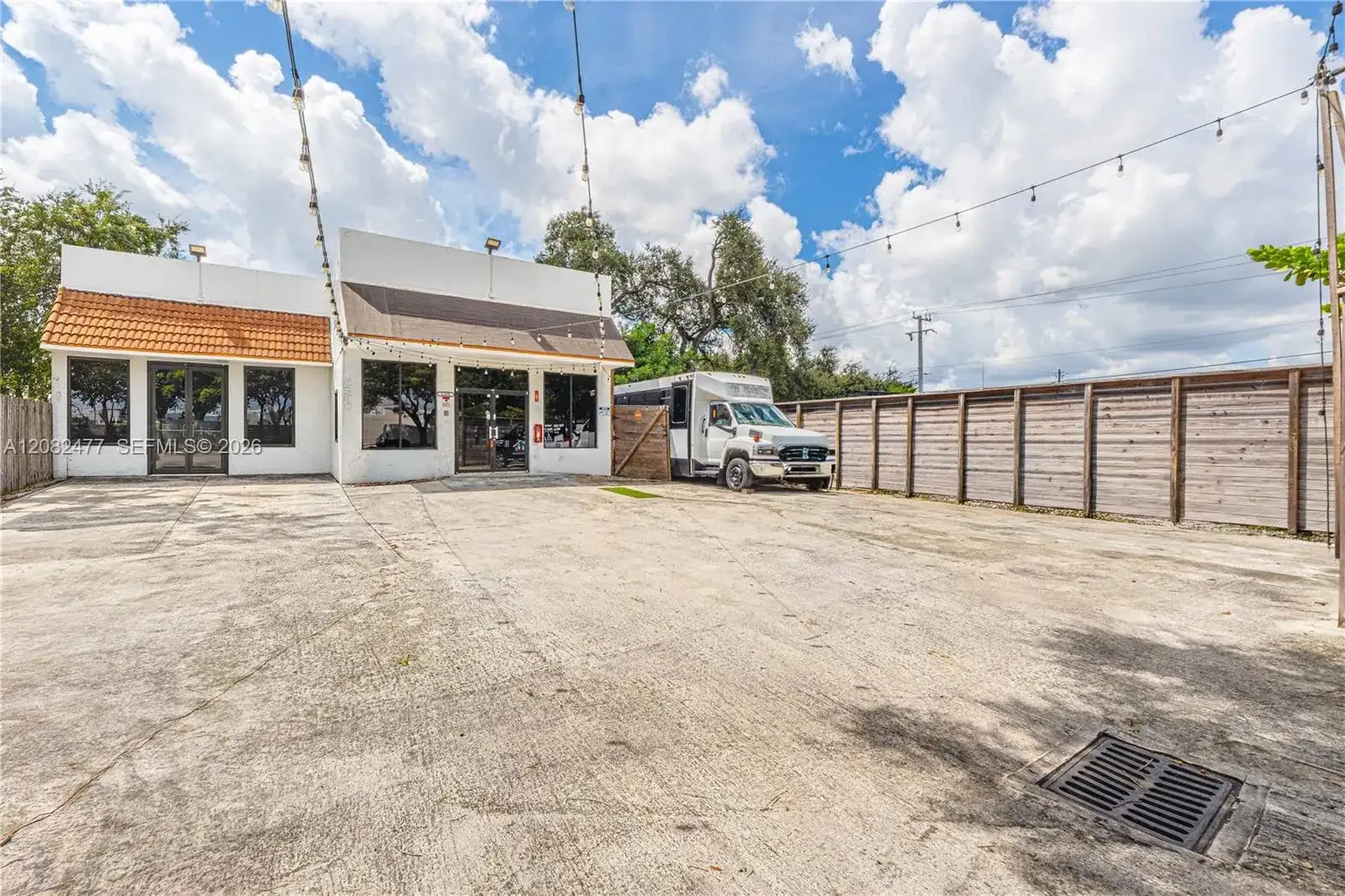6260 Johnson St, Hollywood FL 33024 photo 4