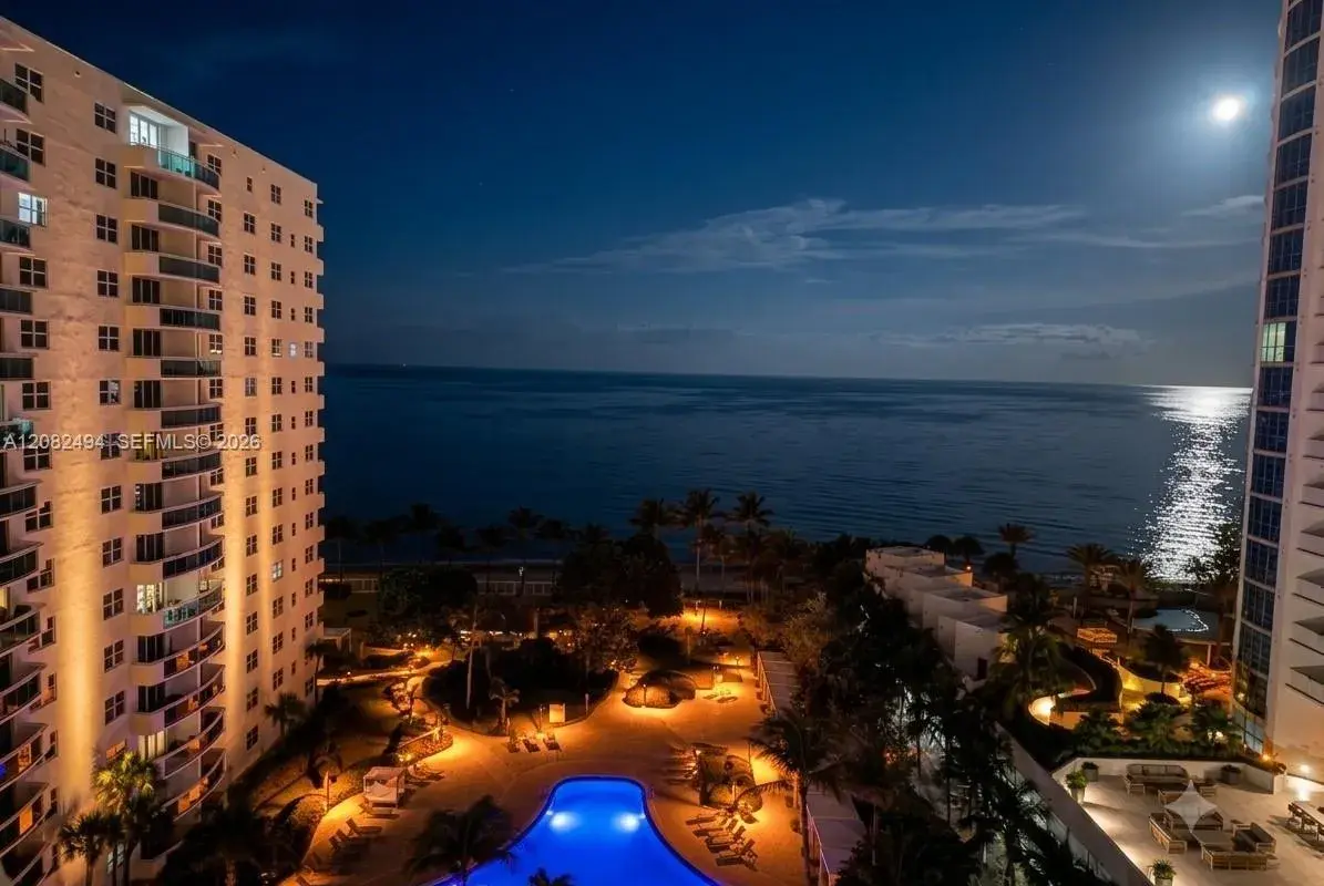 3001 S Ocean Dr # 1127, Hollywood FL 33019