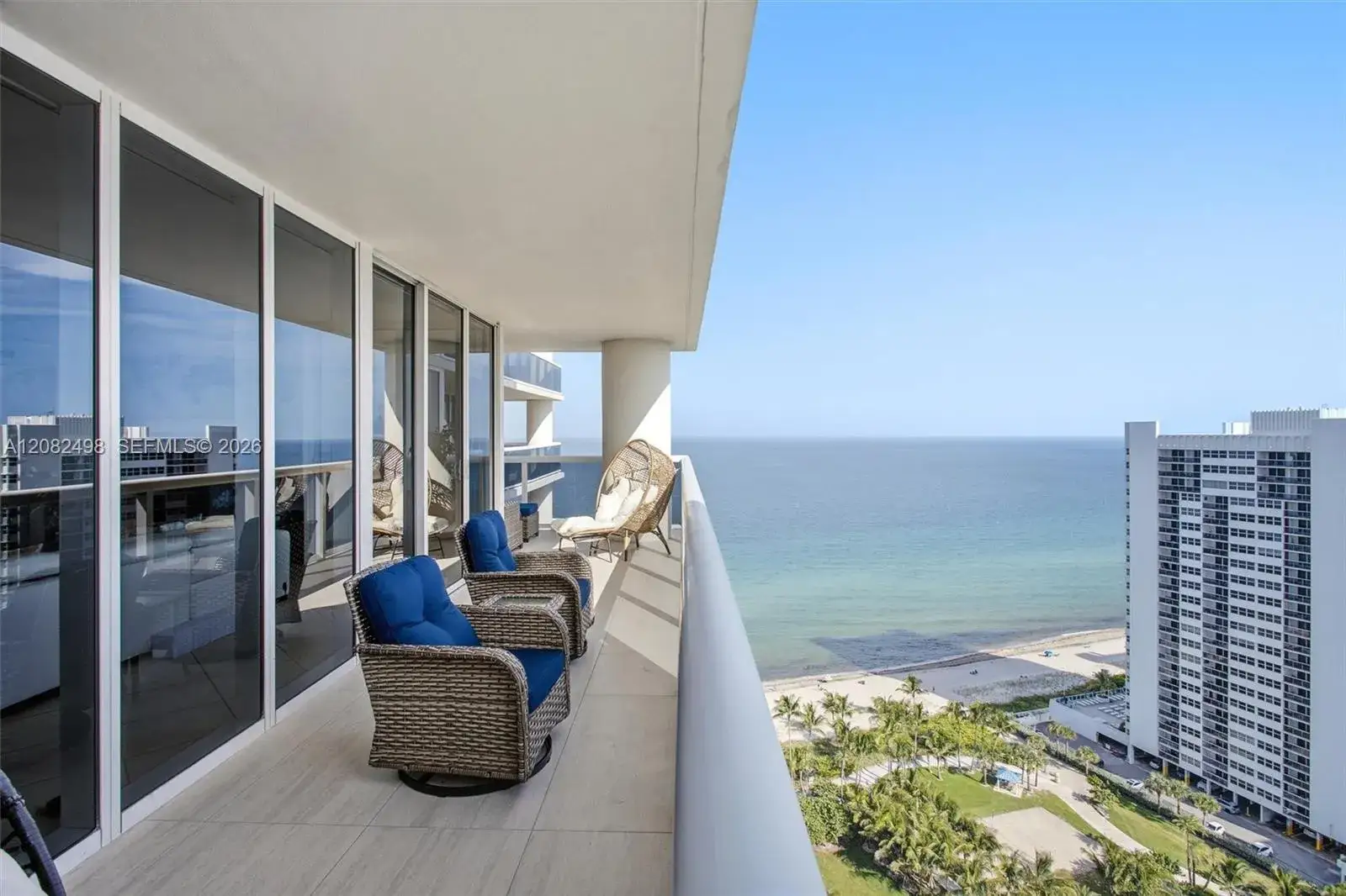 1850 S Ocean Dr # 2305, Hallandale Beach FL 33009