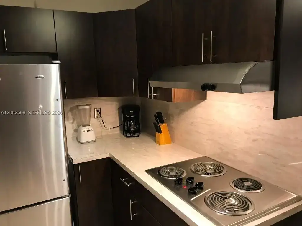 7000 NW 186th St # 422A, Hialeah FL 33015 photo 3