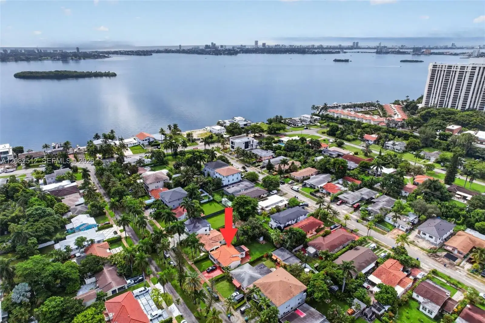 1590 NE 110th St, Miami FL 33161 photo 3