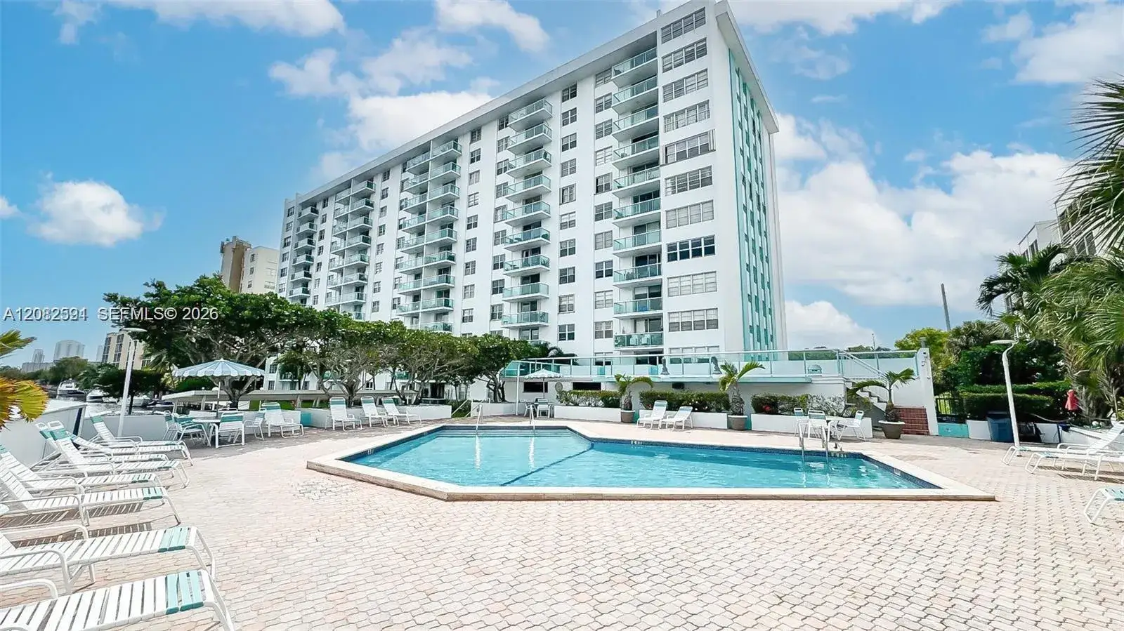2841 NE 163rd St # 402, North Miami Beach FL 33160