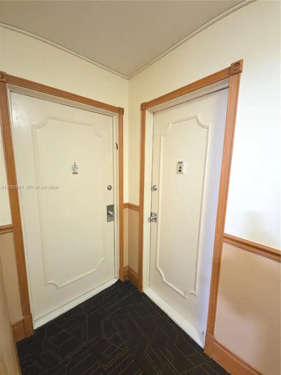 2841 NE 163rd St # 402, North Miami Beach FL 33160 photo 2