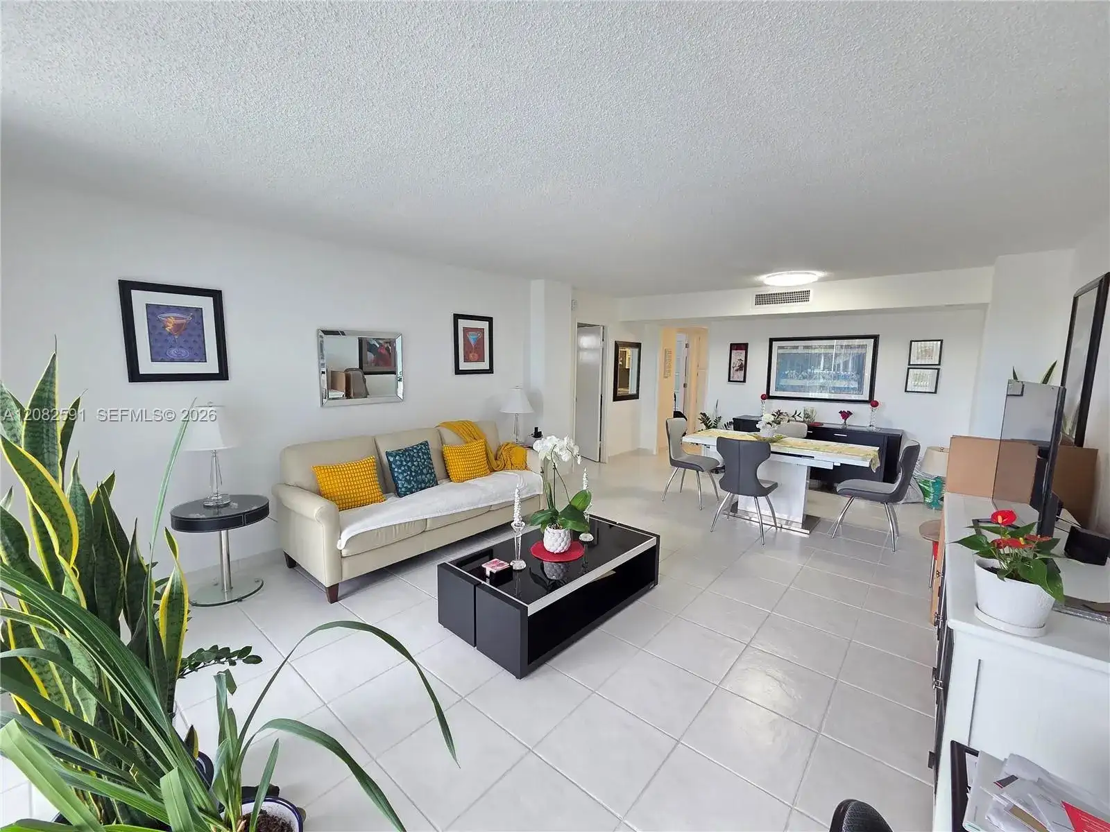 2841 NE 163rd St # 402, North Miami Beach FL 33160 photo 3