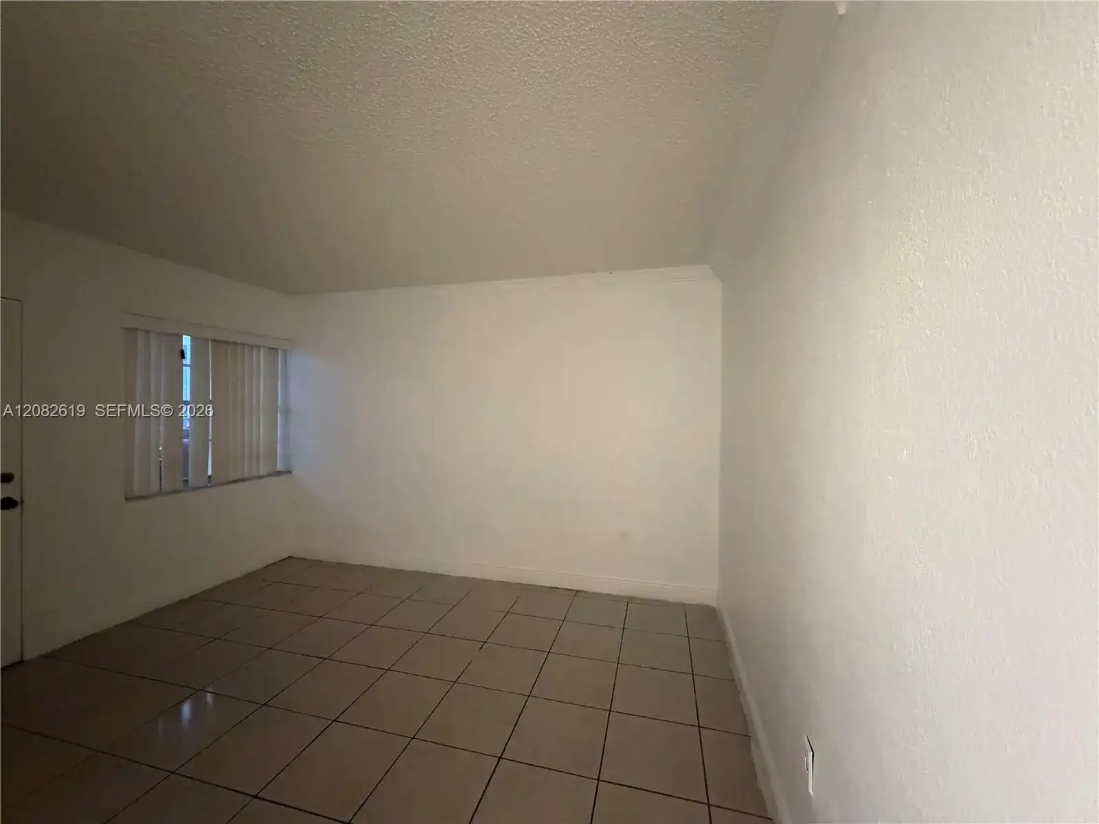 16118 NE 21st Ave # 7, North Miami Beach FL 33162 photo 2
