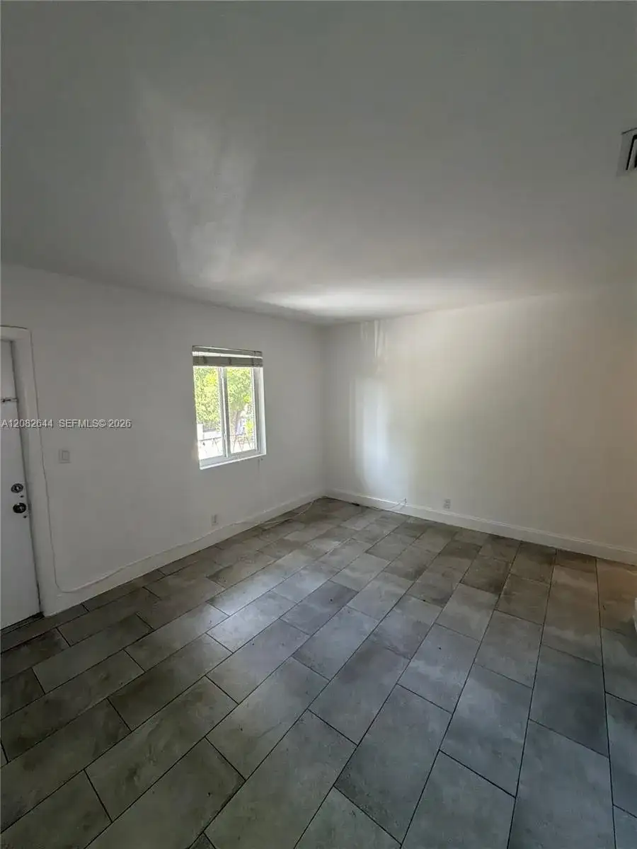 500 NW 35th St # 5, Miami FL 33127 photo 4