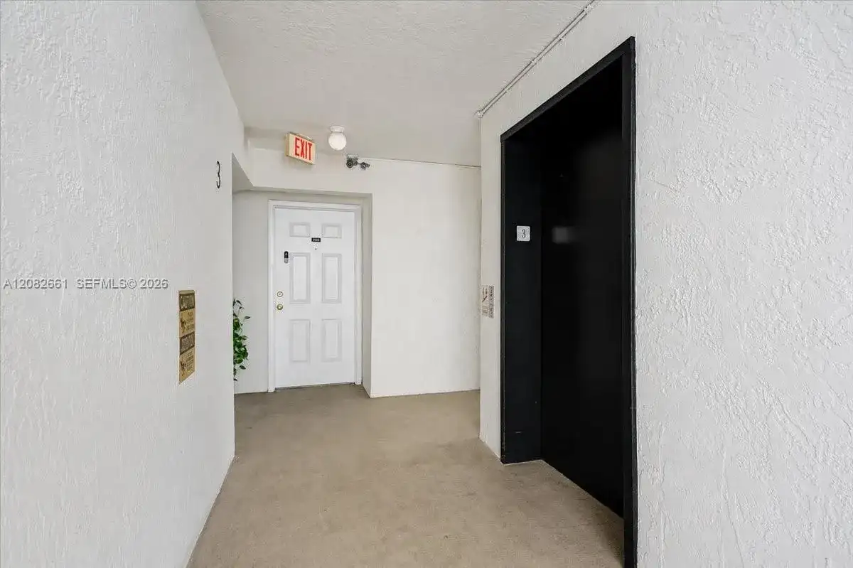 1975 Normandy Dr # 303, Miami Beach FL 33141 photo 3