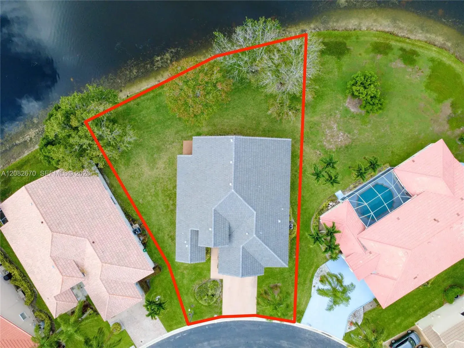 2549 Egret Lake Dr, Green Acres FL 33413