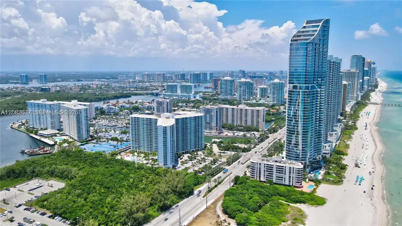 100 Bayview Dr # 1114, Sunny Isles Beach FL 33160 photo 5