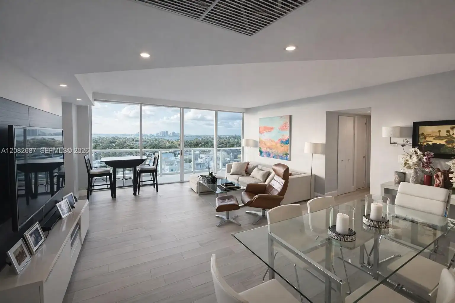 5900 Collins Ave # 1405, Miami Beach FL 33140 photo 4
