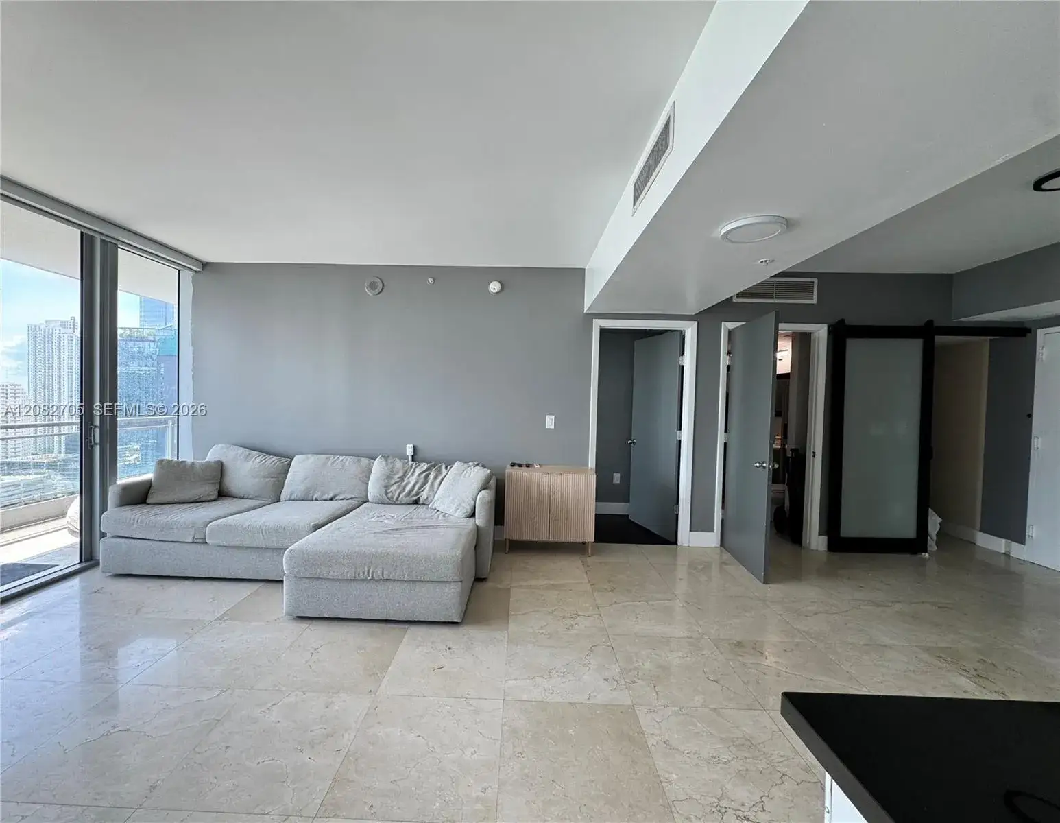 92 SW 3rd St # 3811, Miami FL 33130