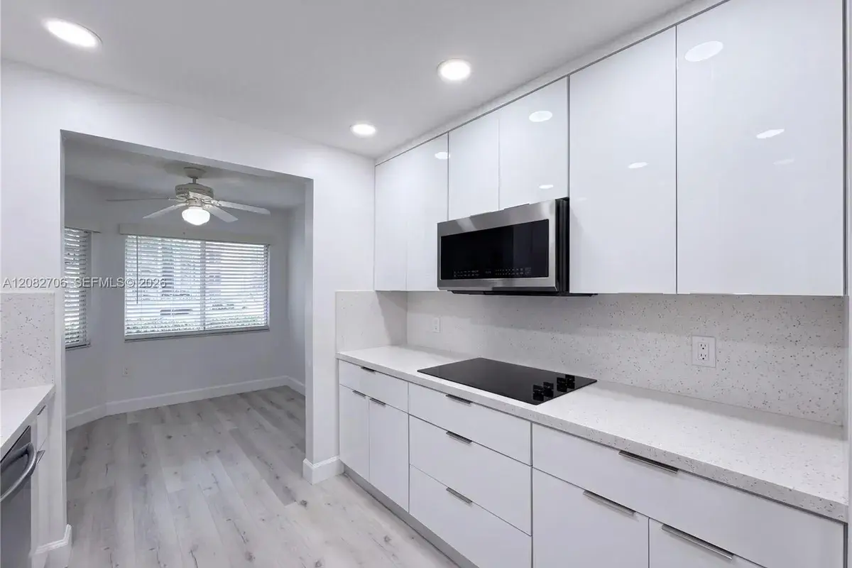 750 SW 138th Ave # 103F, Pembroke Pines FL 33027