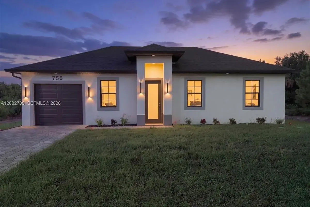 758 Long Distance Ln, Lehigh Acres FL 33974