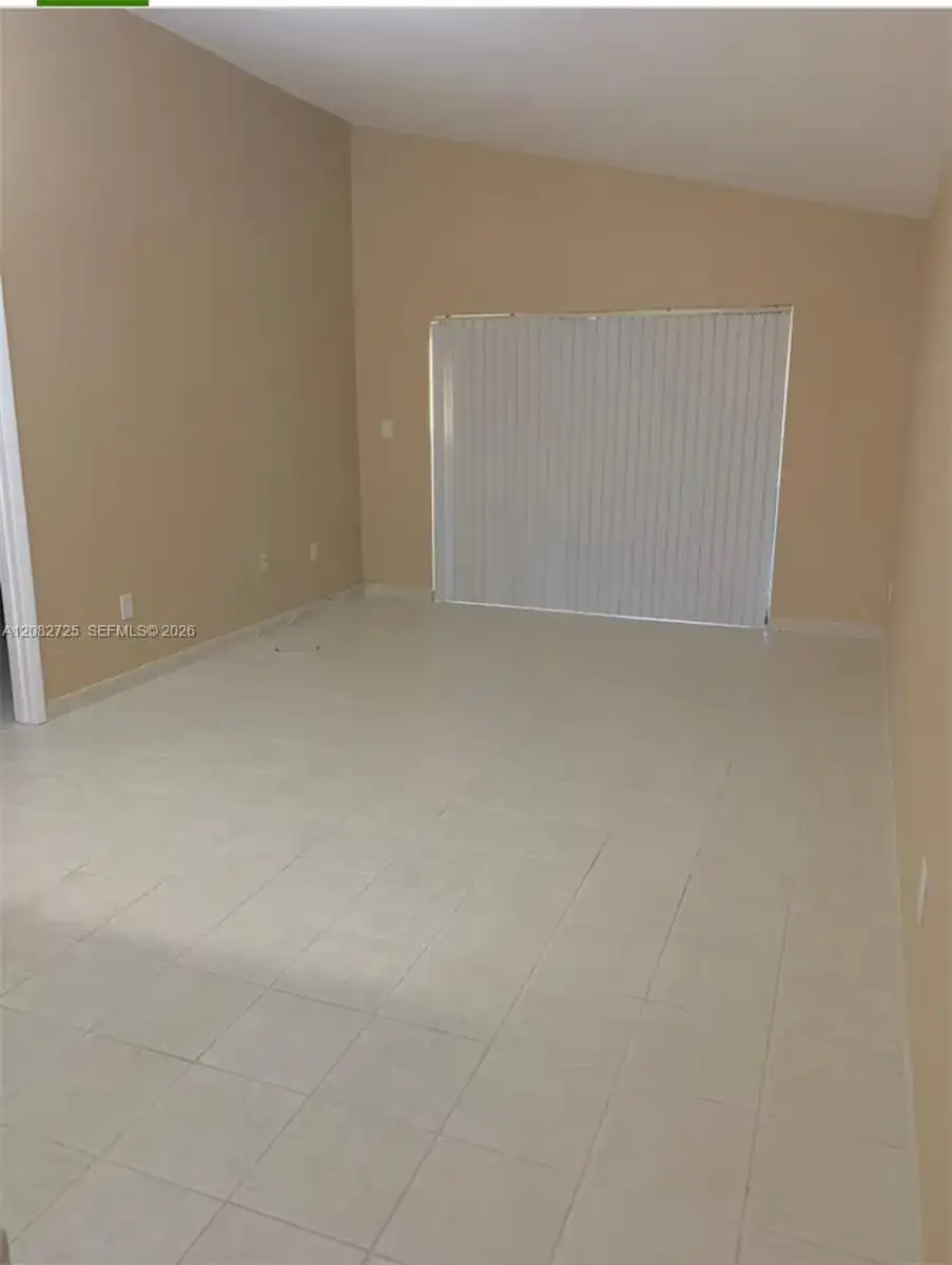13566 SW 11th Ln, Miami FL 33184 photo 3