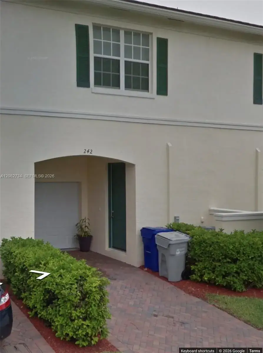 242 SW 7th Ct # 242, Pompano Beach FL 33060