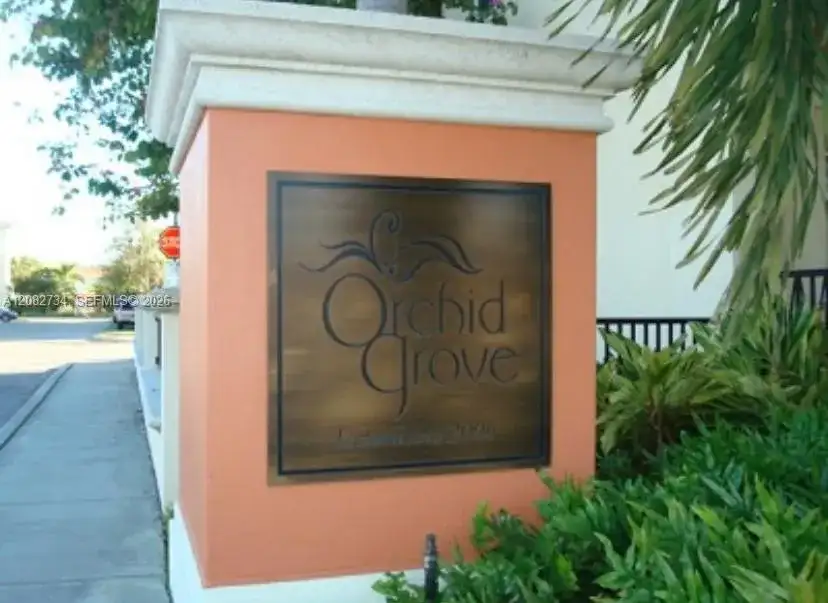 242 SW 7th Ct # 242, Pompano Beach FL 33060 photo 2