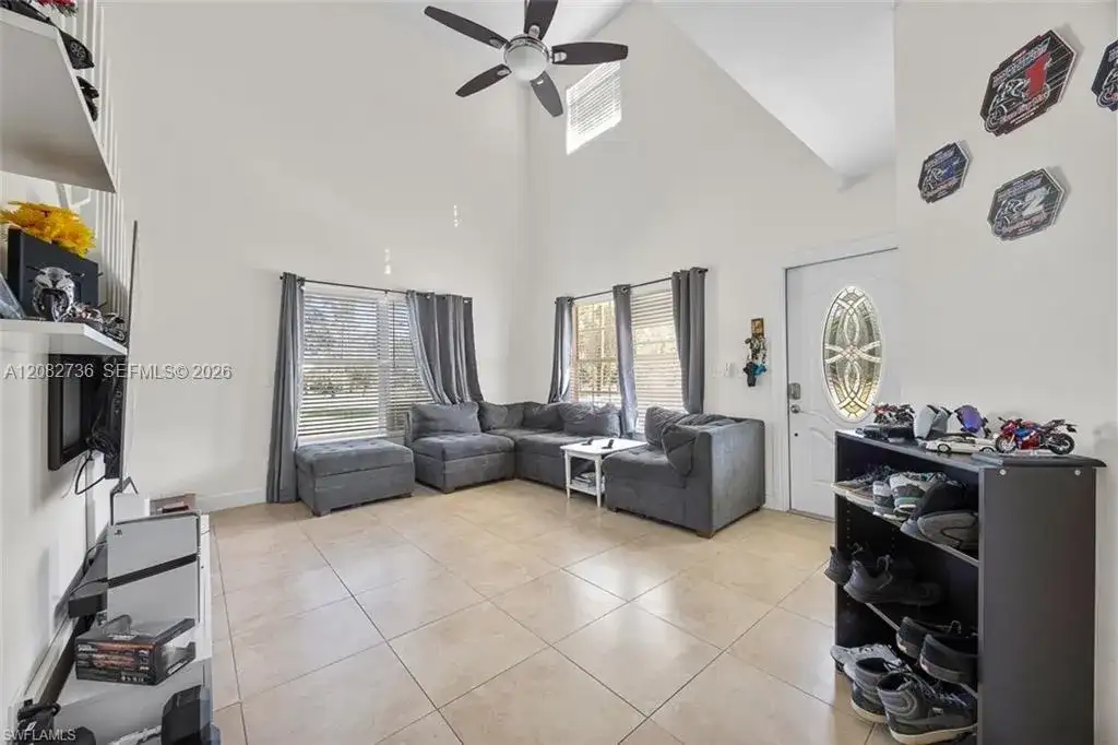 441 3rd ST SW, Other City - In The State Of Florida FL 34117 photo 2