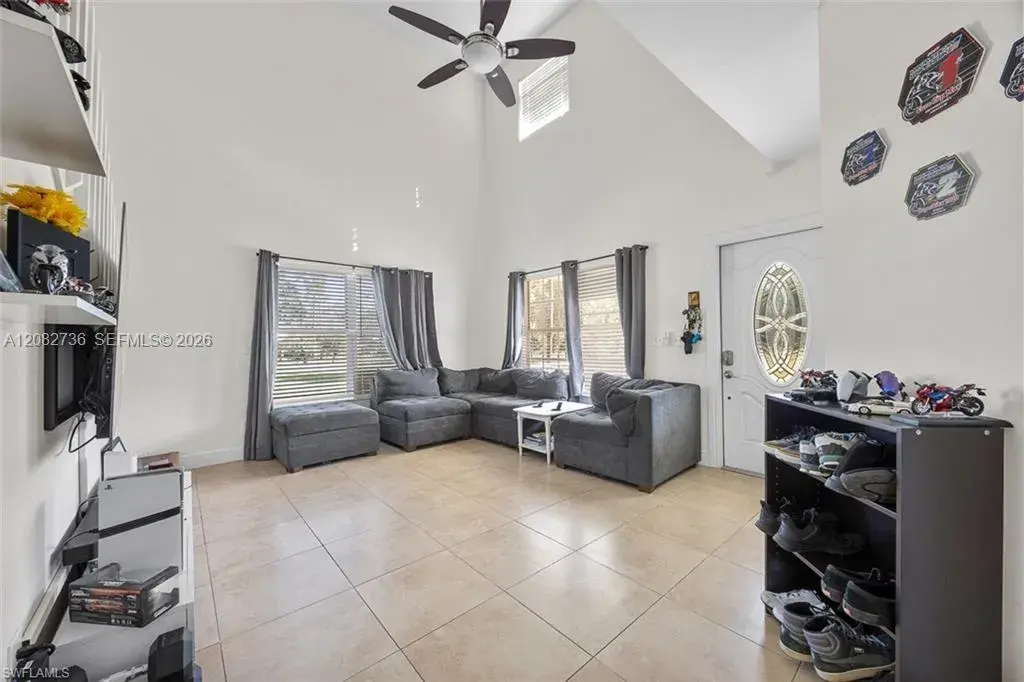 441 3rd ST SW, Other City - In The State Of Florida FL 34117