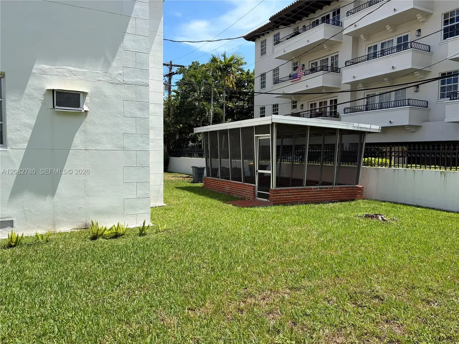 16 Santillane Ave # 4, Coral Gables FL 33134 photo 2