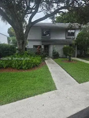 3313 S Carambola Cir S # 2401, Coconut Creek FL 33066