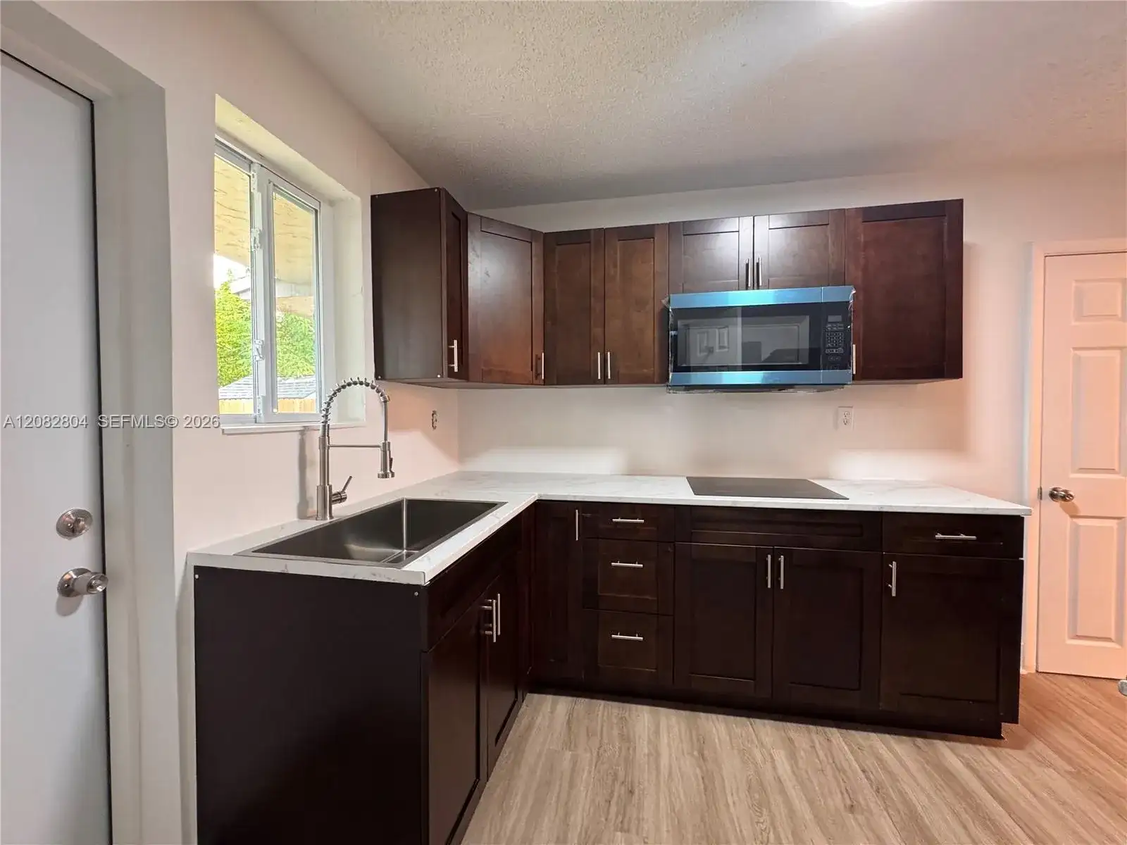 3632 SW 87th Ave, Miami FL 33165 photo 4