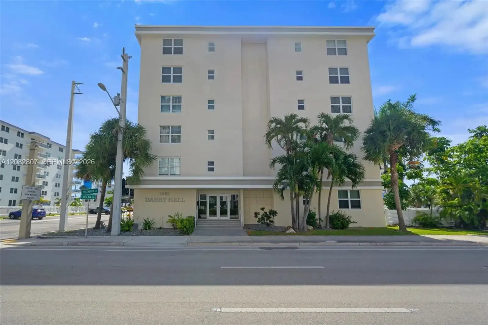 1901 S Ocean Dr # 303, Hollywood FL 33019