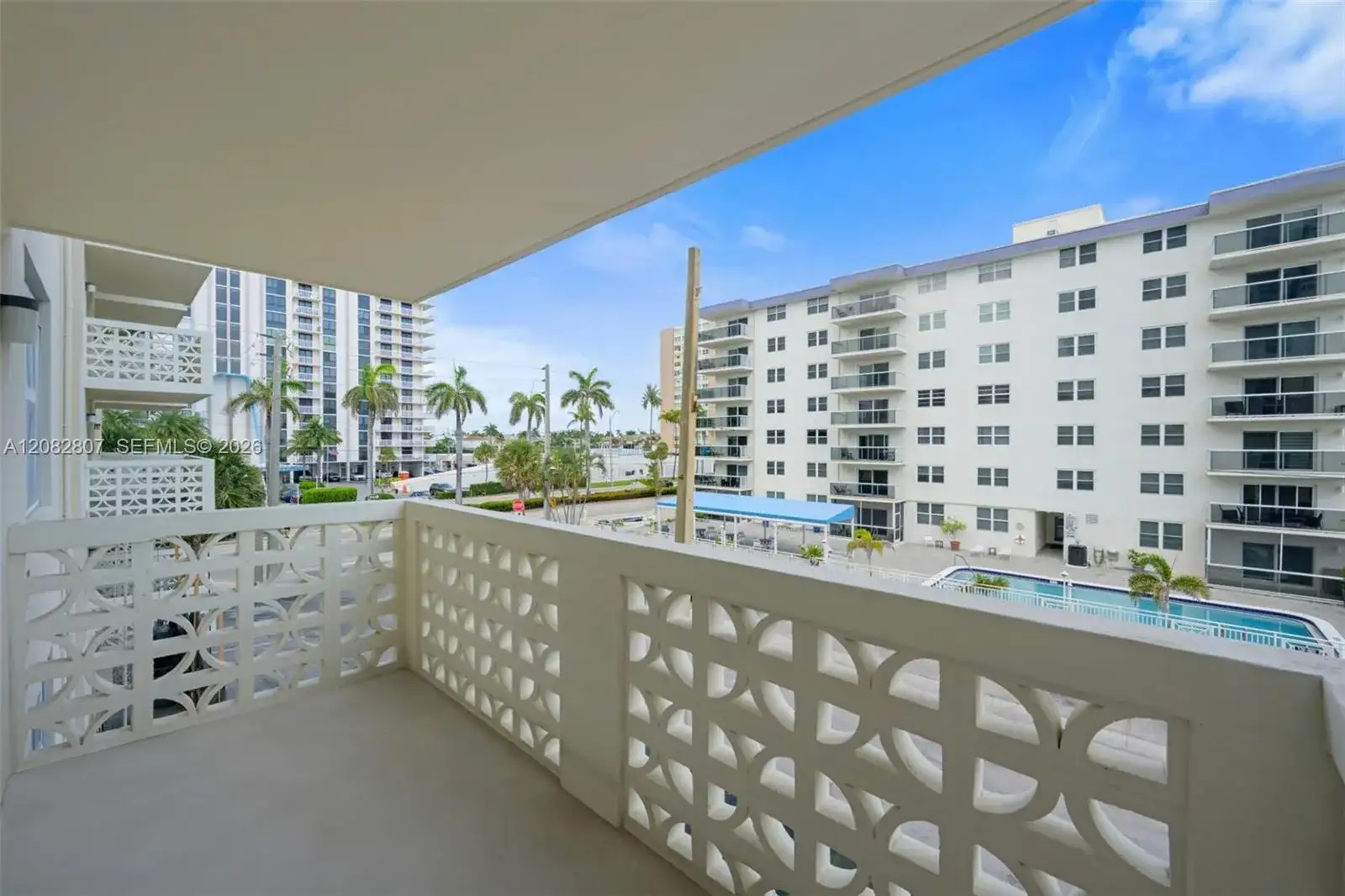 1901 S Ocean Dr # 303, Hollywood FL 33019 photo 2