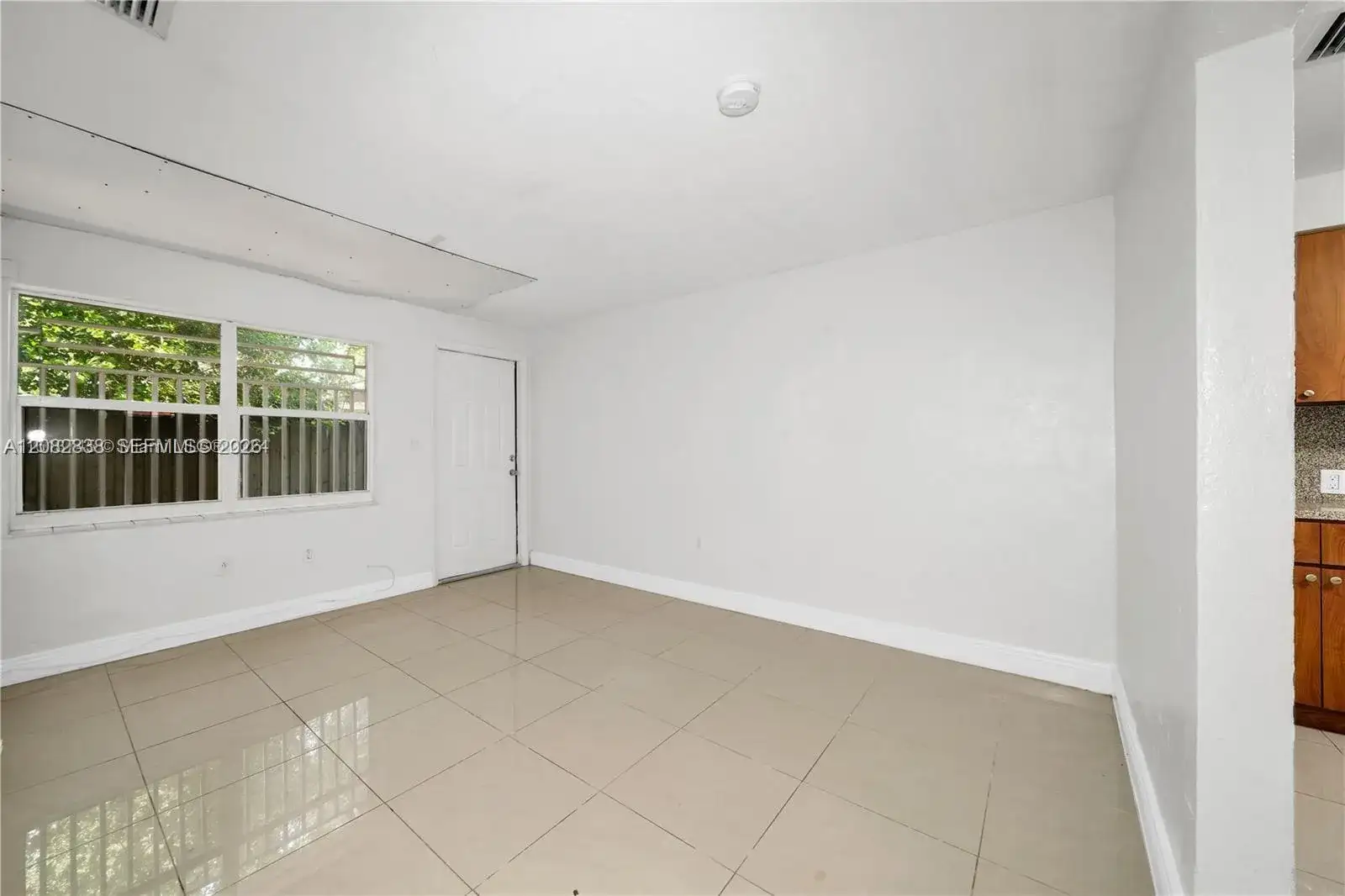 5545 NW 3rd Ave, Miami FL 33127 photo 3