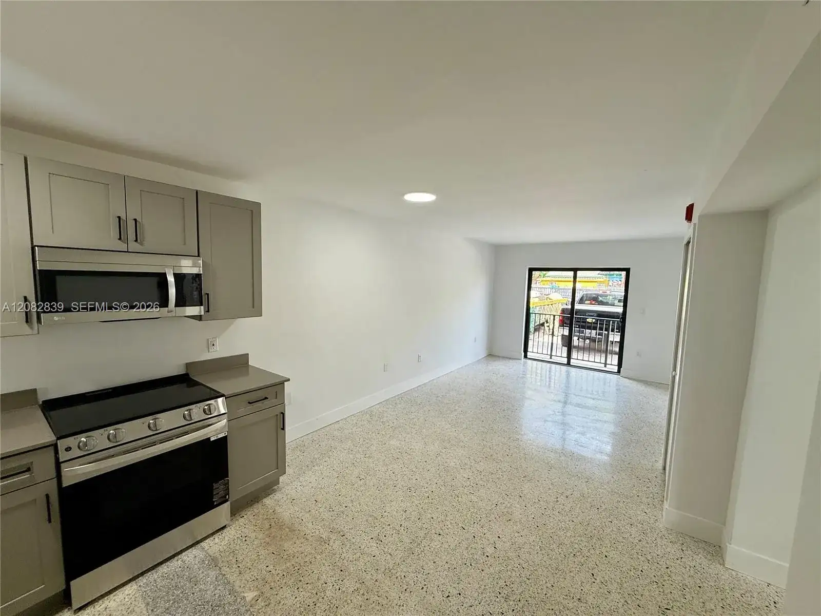 180 NE 57th St # 2, Miami FL 33137 photo 2