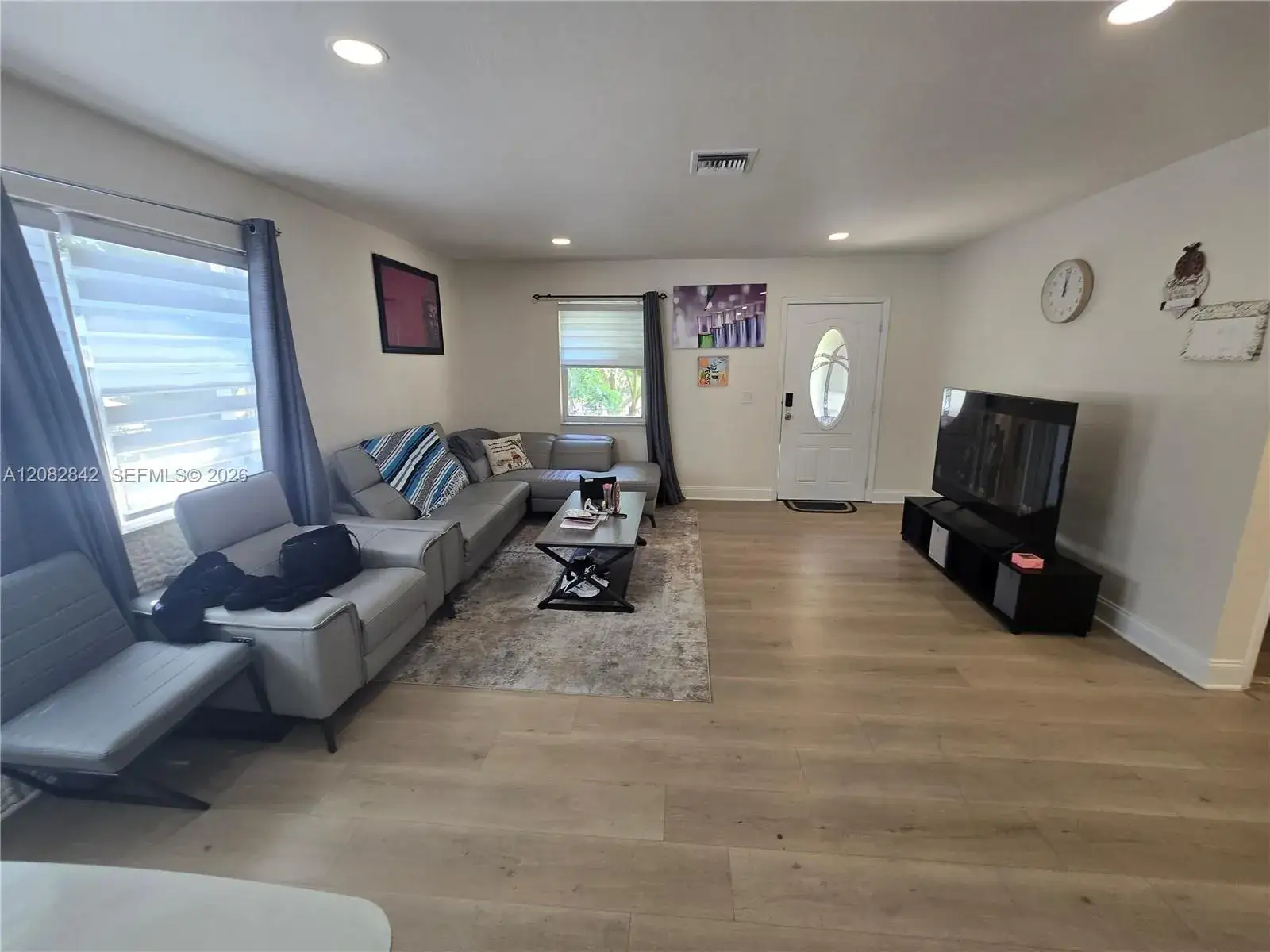 203 NE 2nd Ave # 203, Dania Beach FL 33004