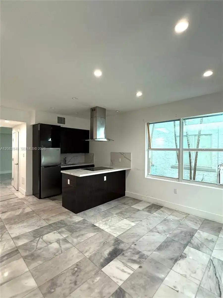 1560 Drexel Ave # 107, Miami Beach FL 33139 photo 5