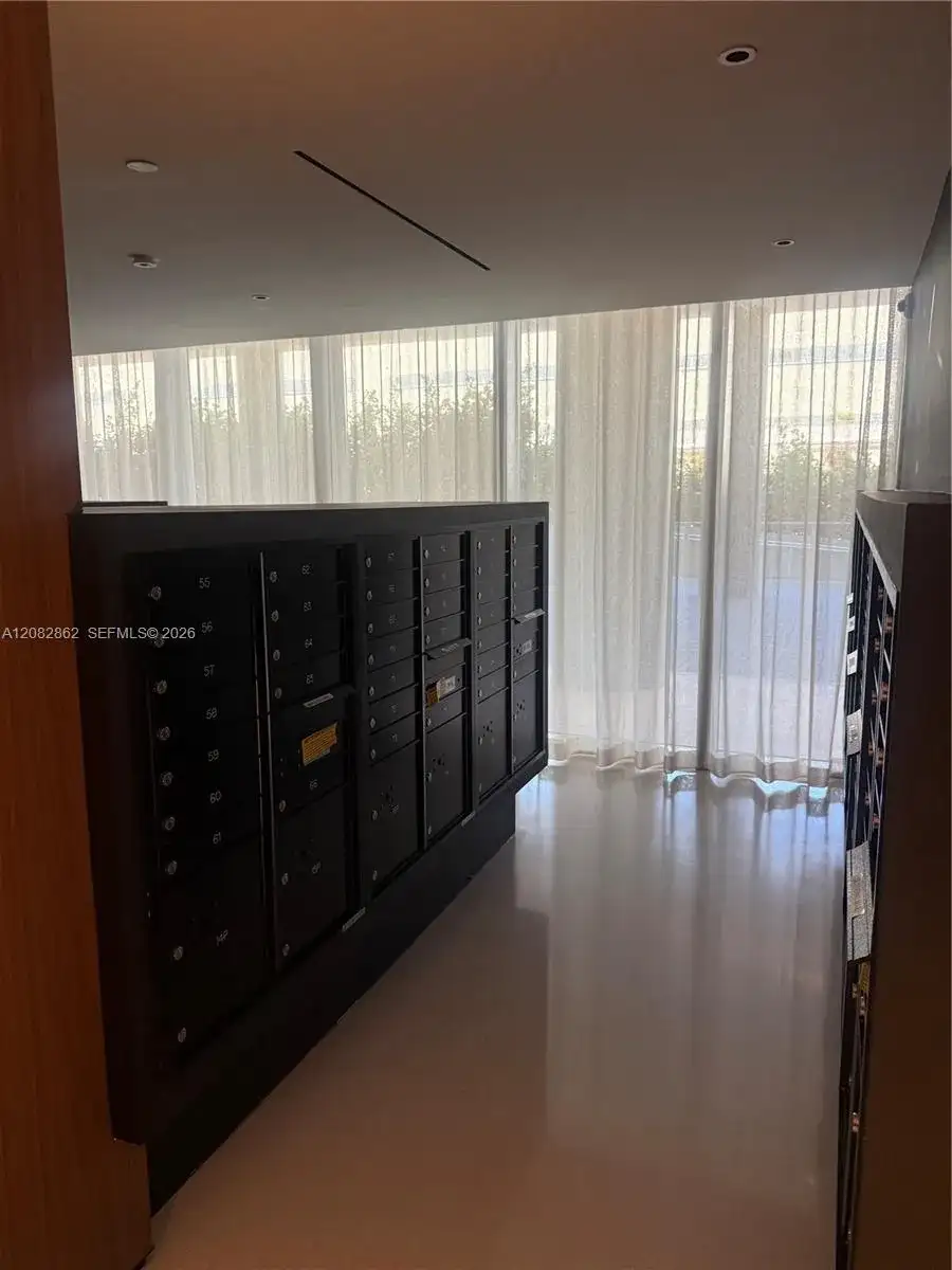 1400 Biscayne Blvd # 209, Miami FL 33132 photo 5