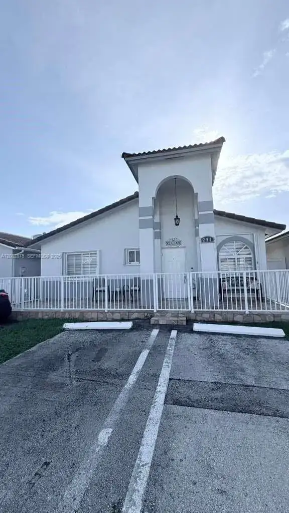 7001 W 35th Ave # 290, Hialeah FL 33018