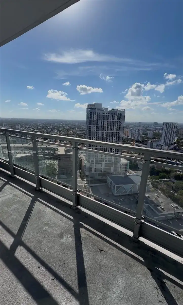 90 SW 3rd St # 3408, Miami FL 33130 photo 4