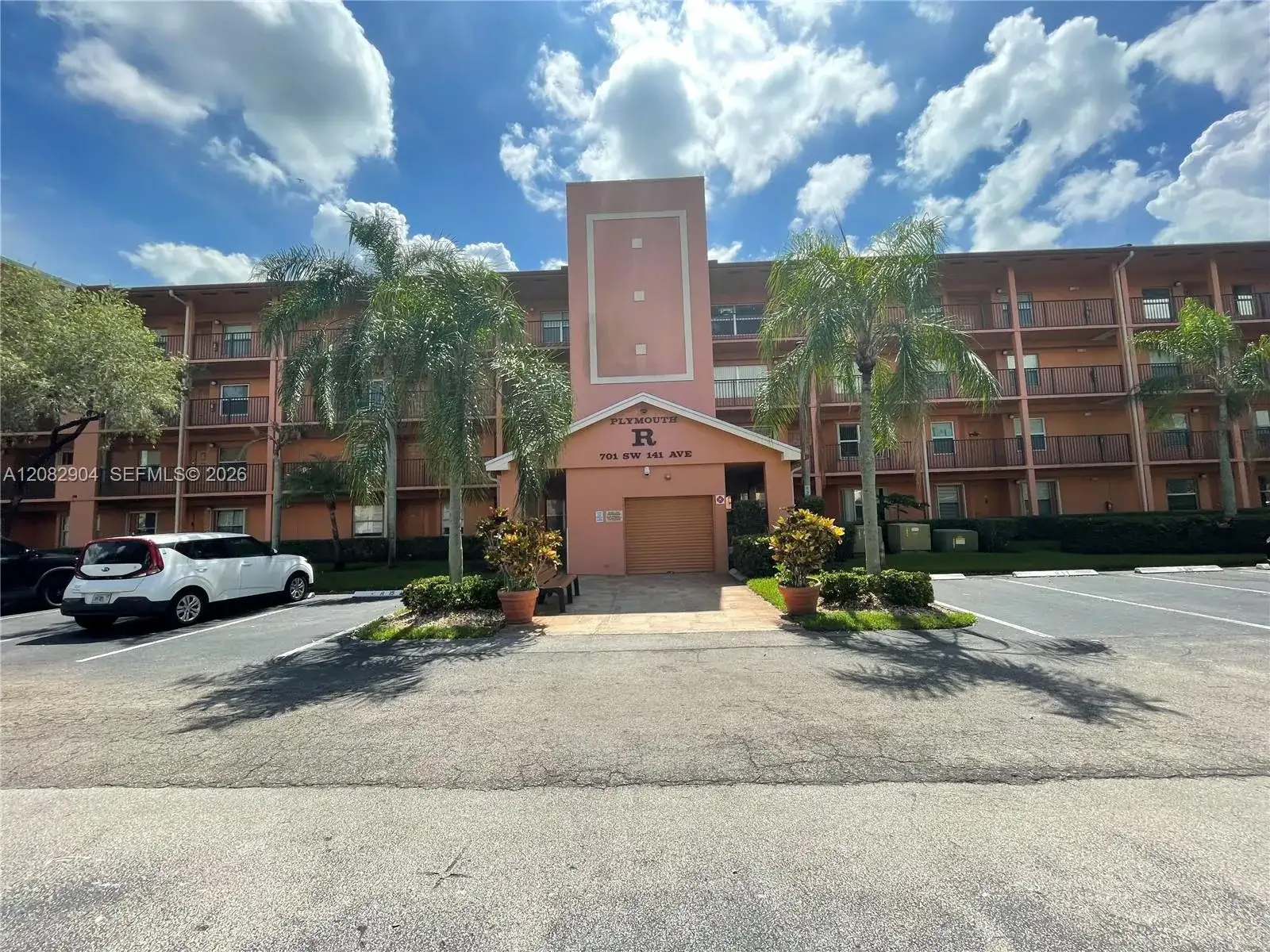701 SW 141st Ave # 110R, Pembroke Pines FL 33027 photo 2