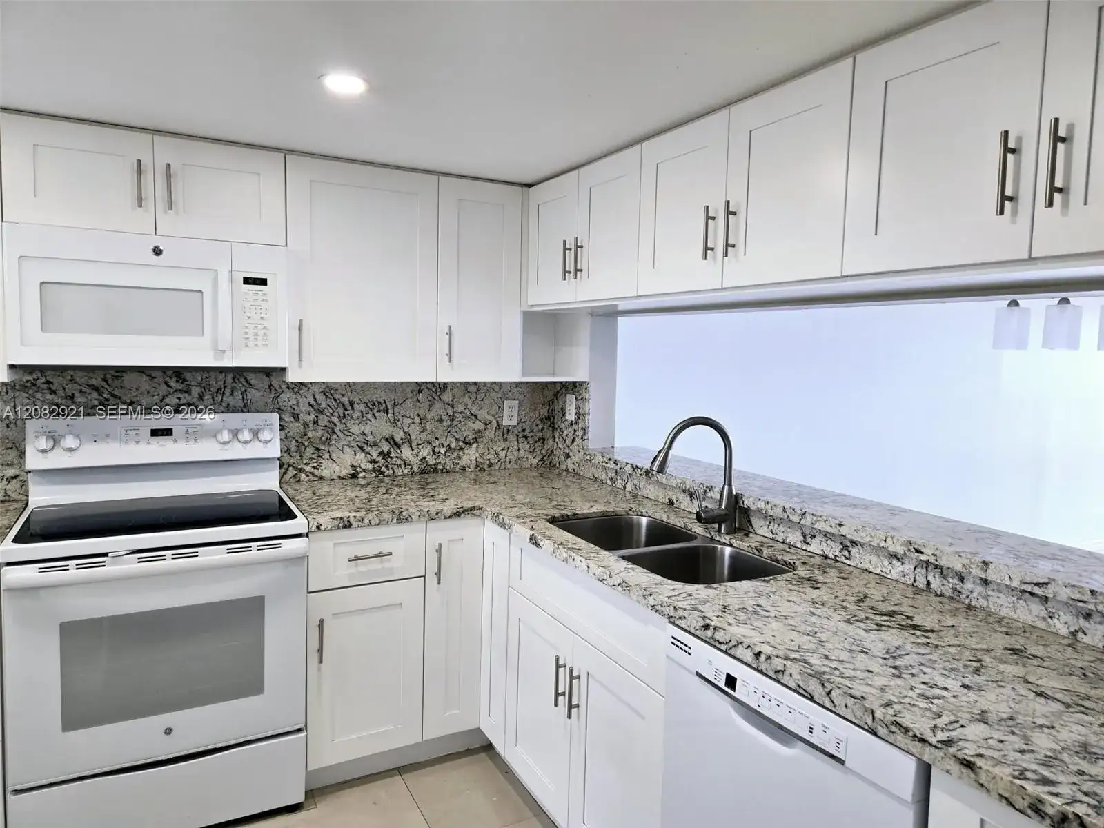 10290 NW 9th St Cir # 409, Miami FL 33172 photo 2