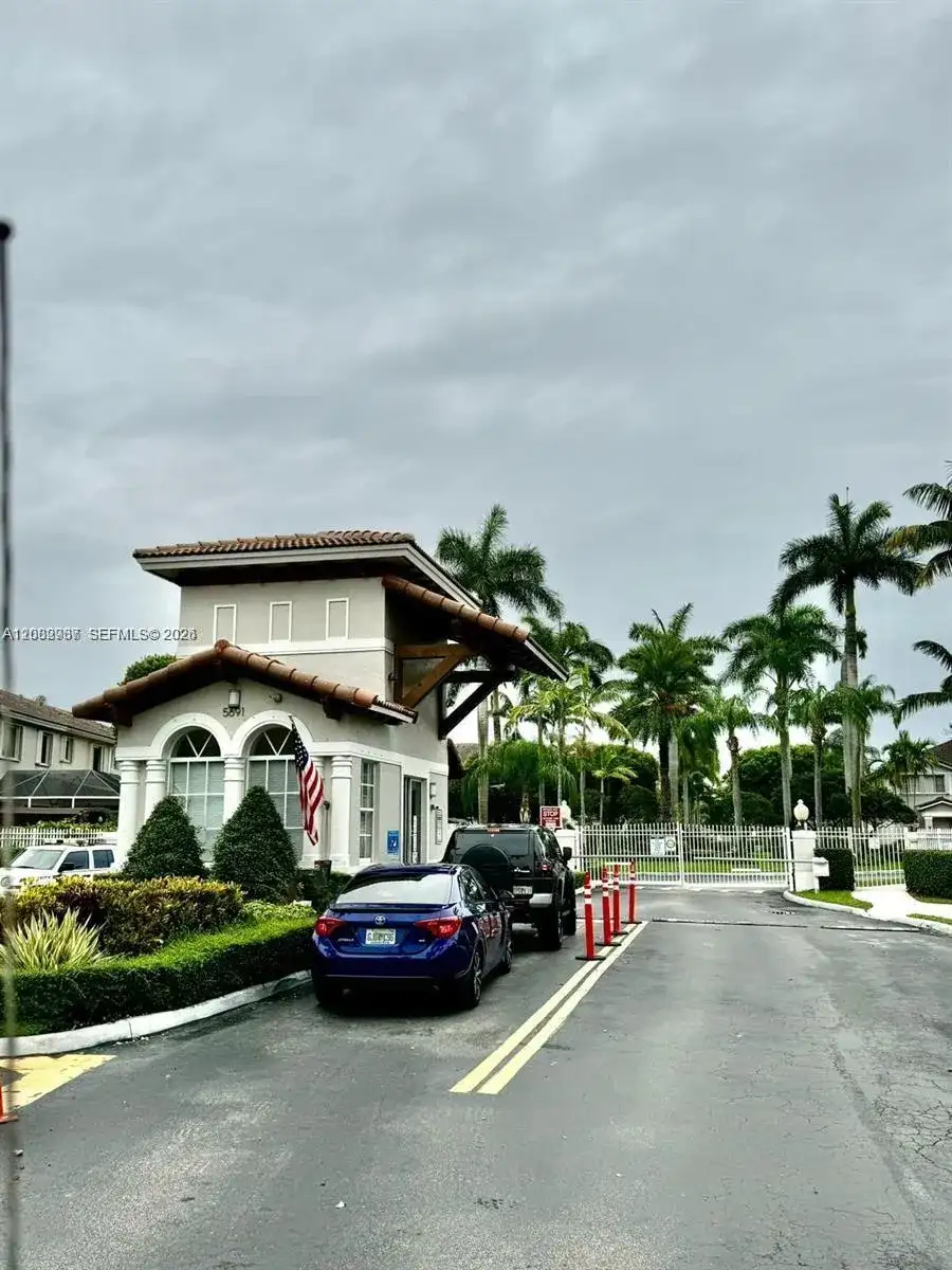 5759 NW 113th Ct # 5759, Doral FL 33178 photo 3