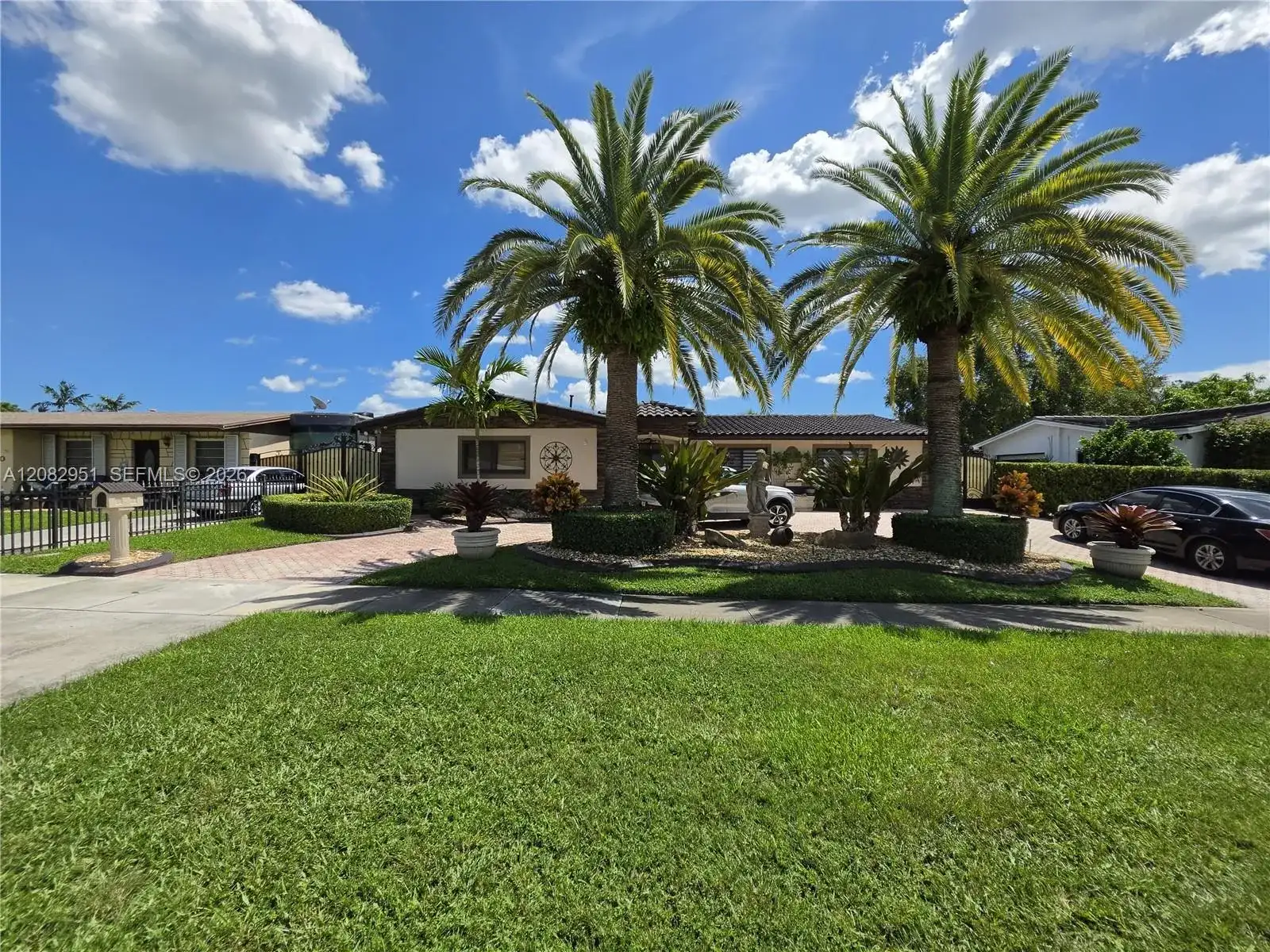 8450 NW 178th St, Hialeah FL 33015