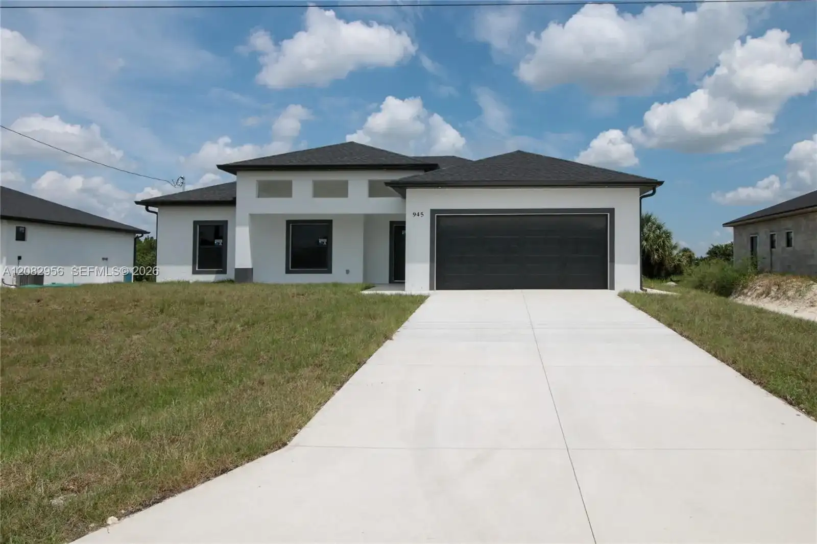 943 COMMODORE ST, Lehigh Acres FL 33974