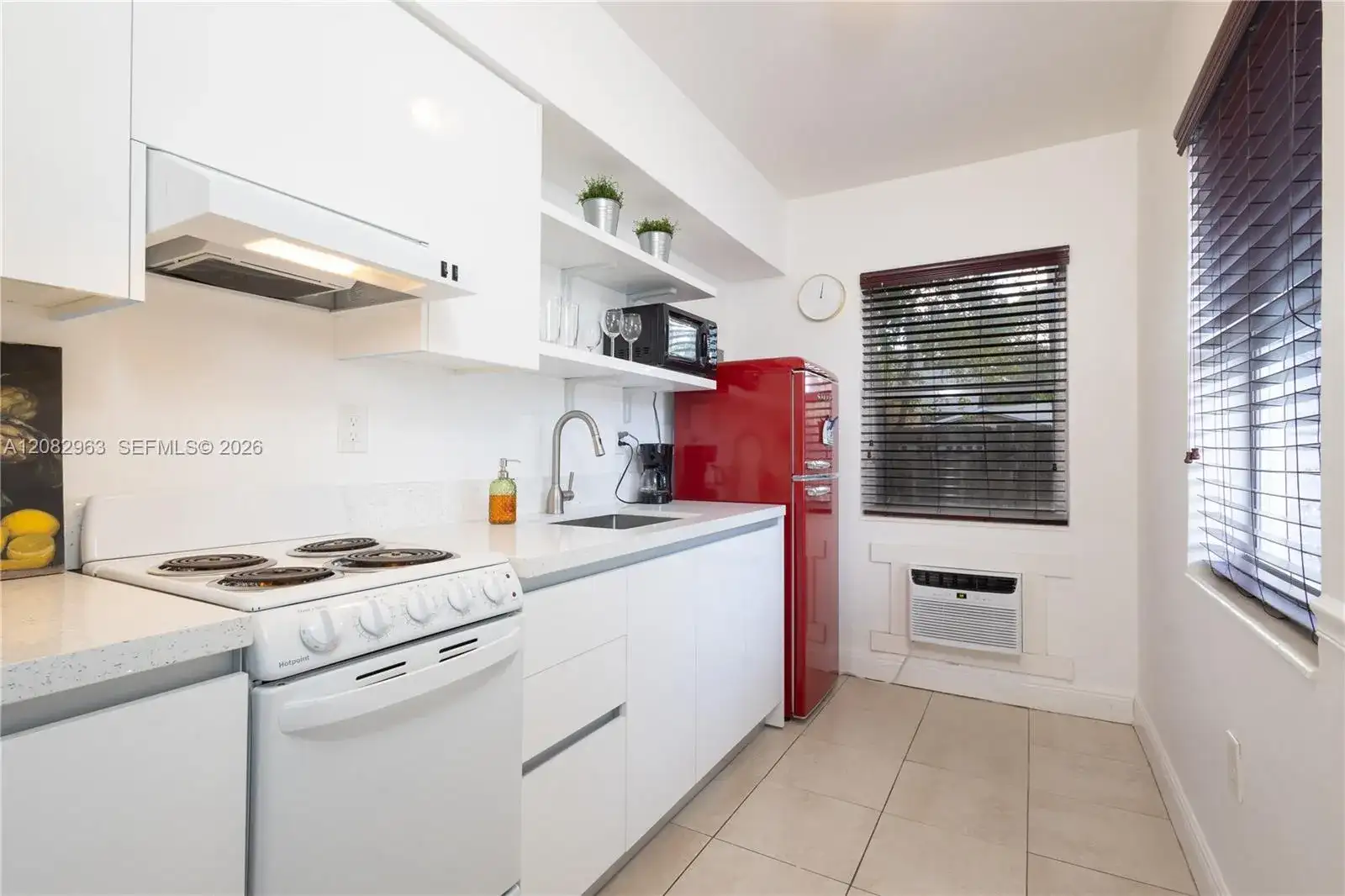 471 NE 37th St # 11, Miami FL 33137 photo 2