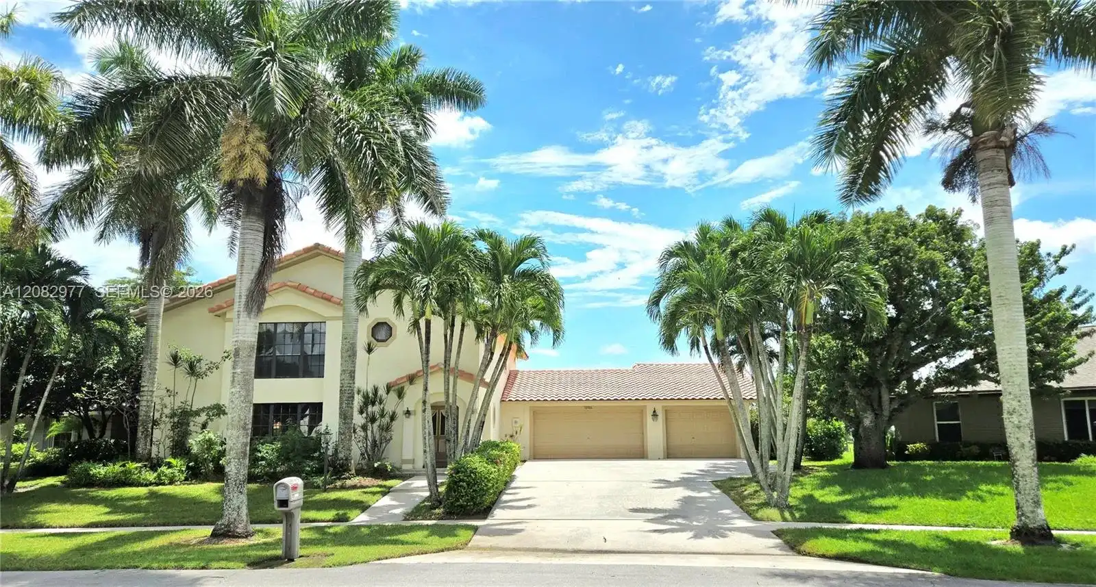 12724 Westport Cir, Wellington FL 33414