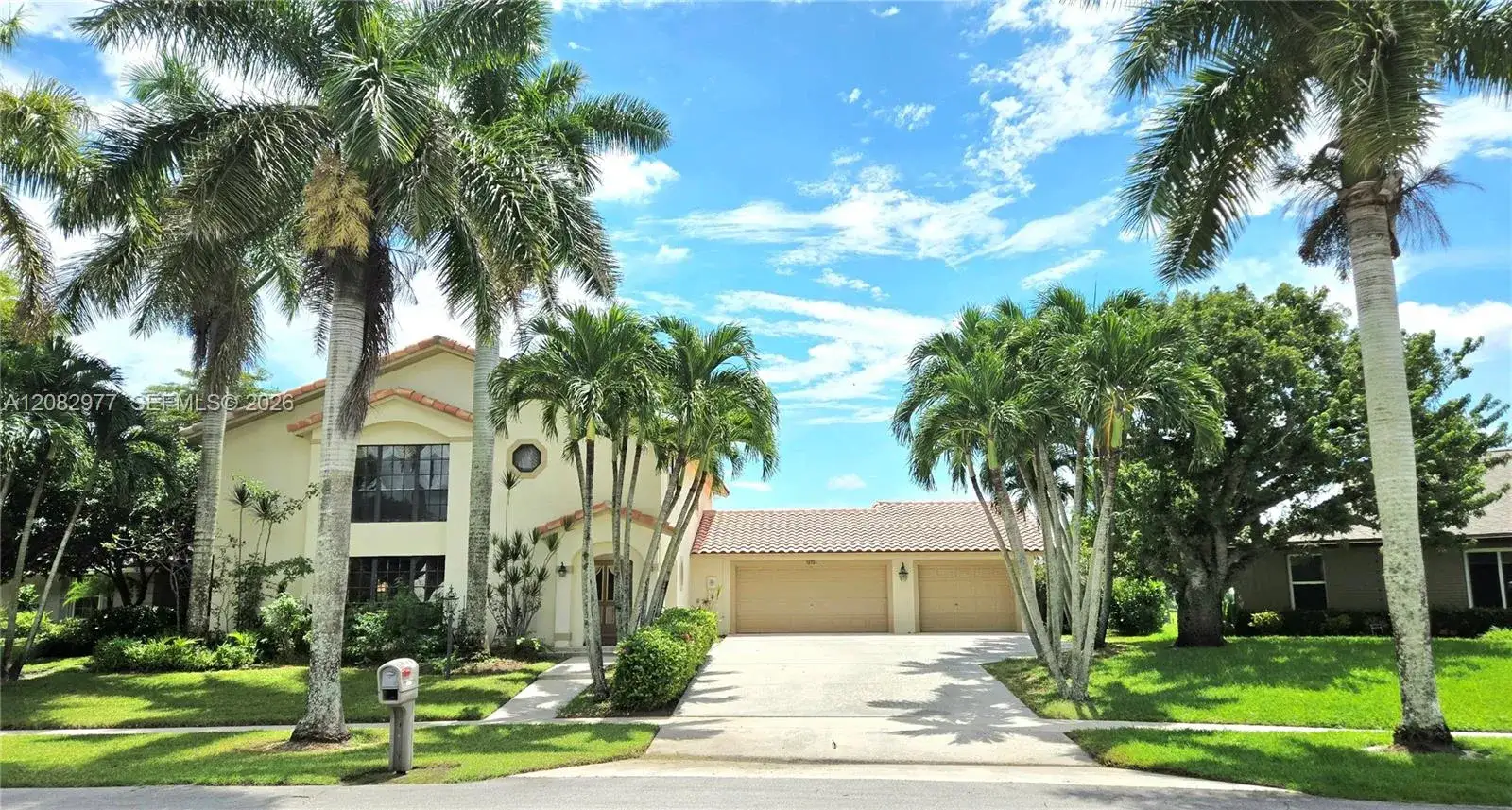 12724 Westport Cir, Wellington FL 33414
