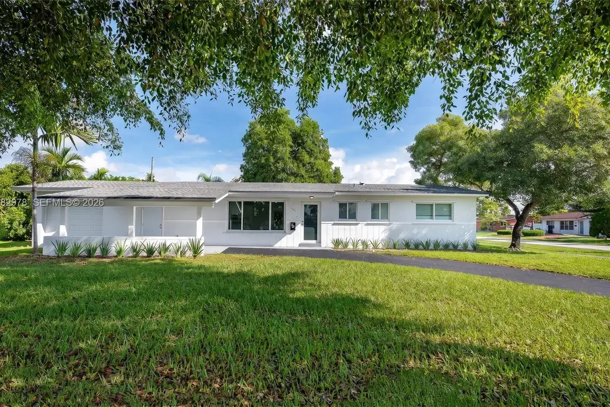 10441 SW 46th Ter, Miami FL 33165